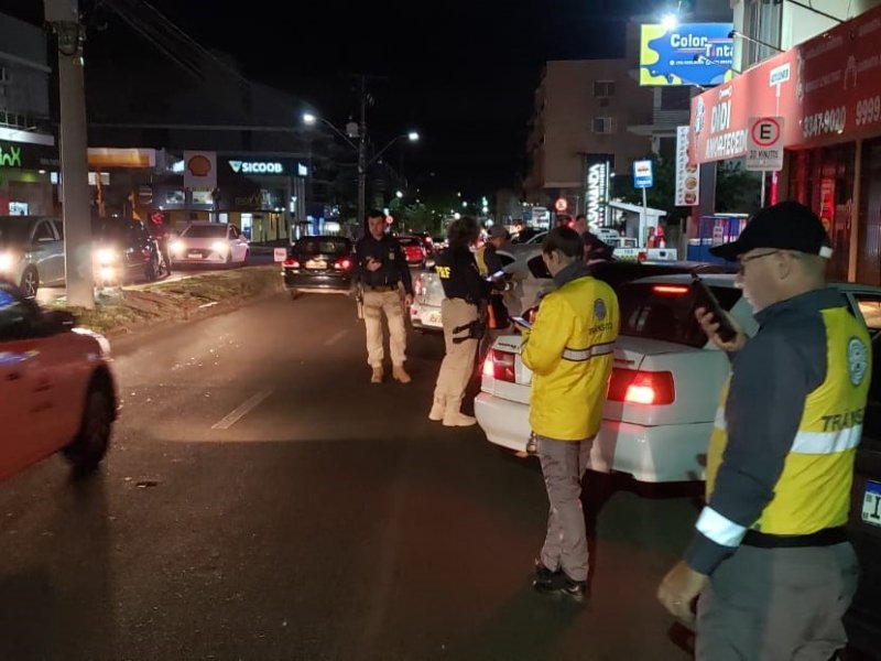 Operação Balada Segura aborda mais de 130 veículos na Região Oeste de Santa Maria na noite e madrugada de 29 para 30/09